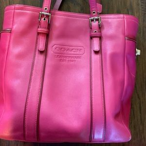 💓 fuchsia Coach bag